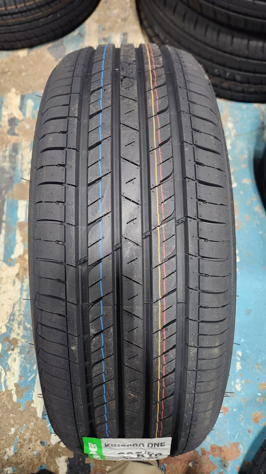 205/60R16 GRENLANDER KINGPRO ONE PASSENGER - Toee Tire