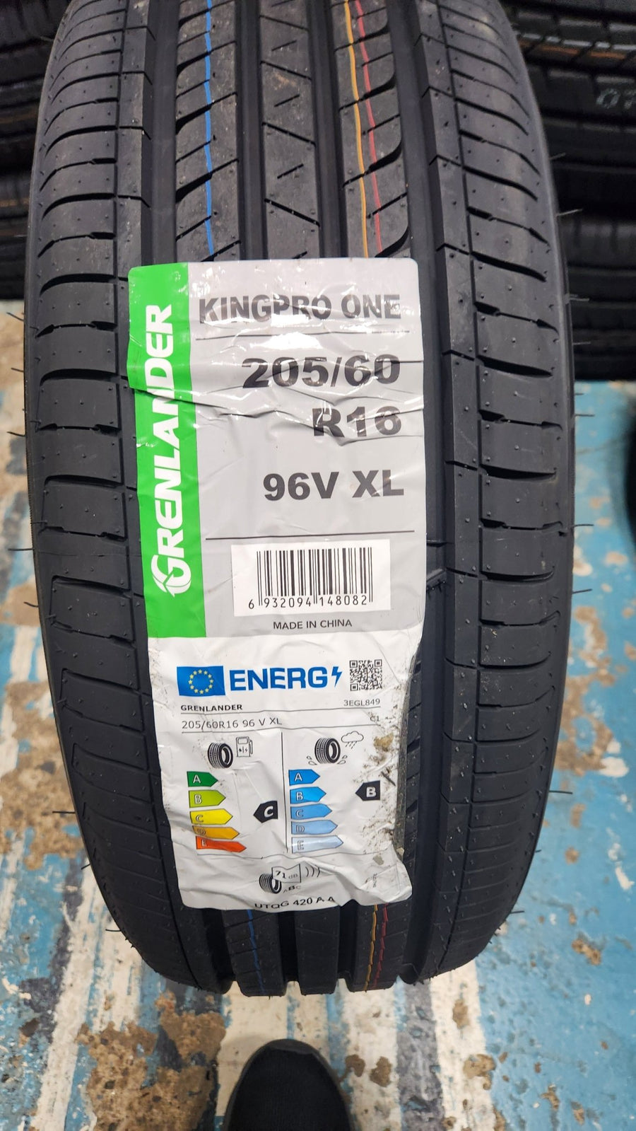 205/60R16 GRENLANDER KINGPRO ONE PASSENGER - Toee Tire