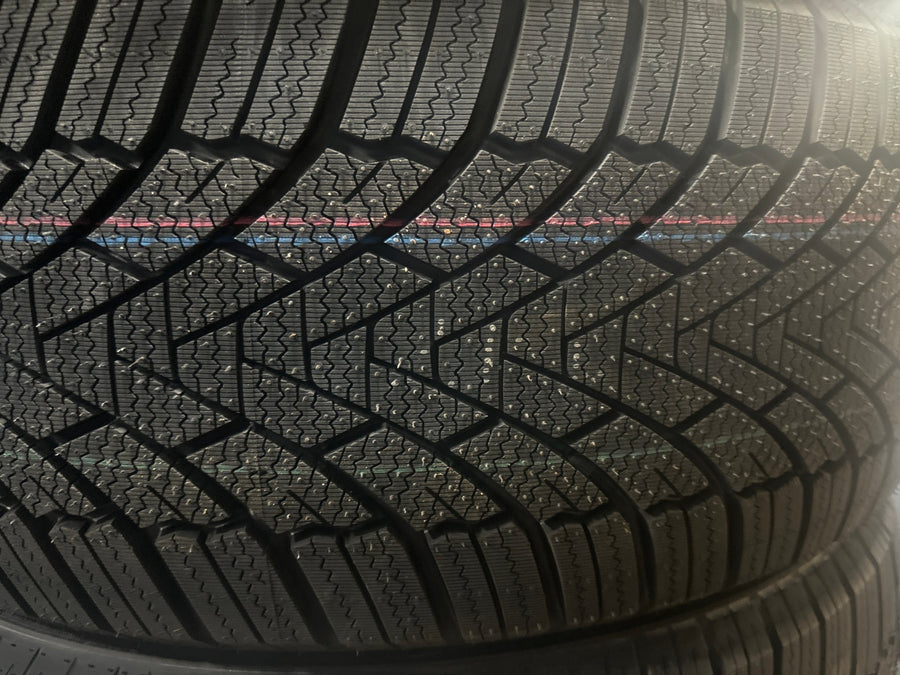 225/45R19 GRENLANDER ICEHAWKE I WINTER - Toee Tire
