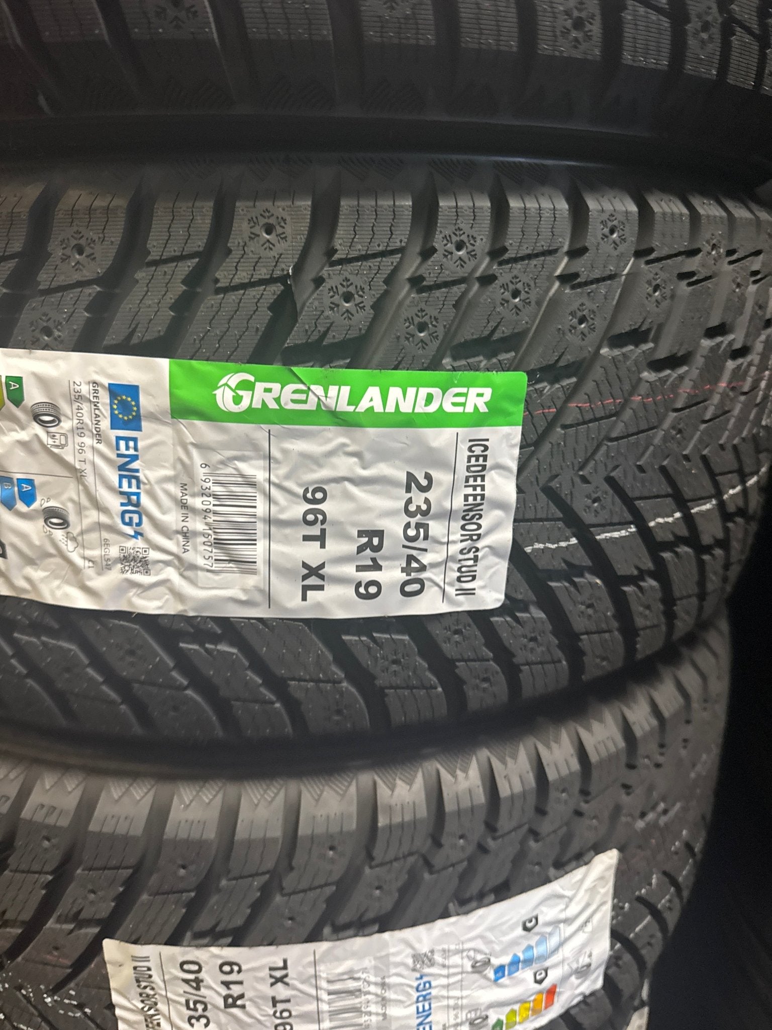 235/40R19 GRENLANDER ICEDEFENSOR STUD II WINTER - Toee Tire