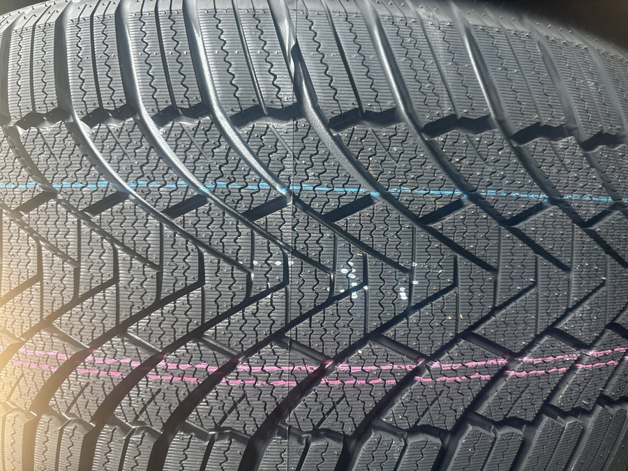 245/40R17 GRENLANDER ICEHAWKE I WINTER - Toee Tire