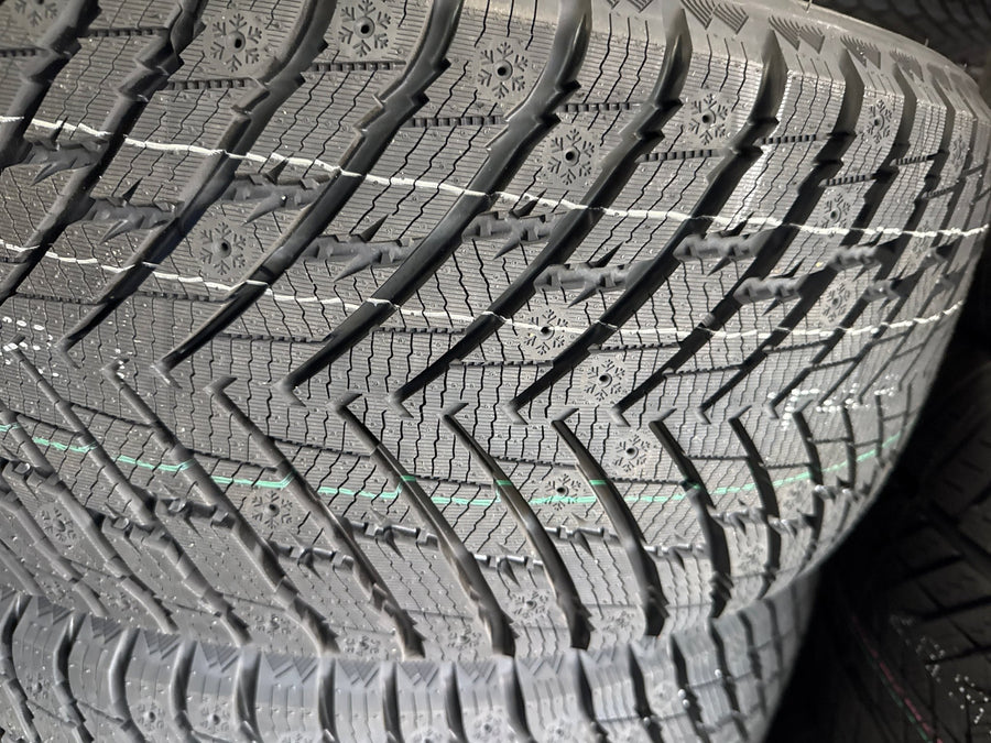255/40R21 GRENLANDER ICEDEFENSOR STUD II WINTER - Toee Tire