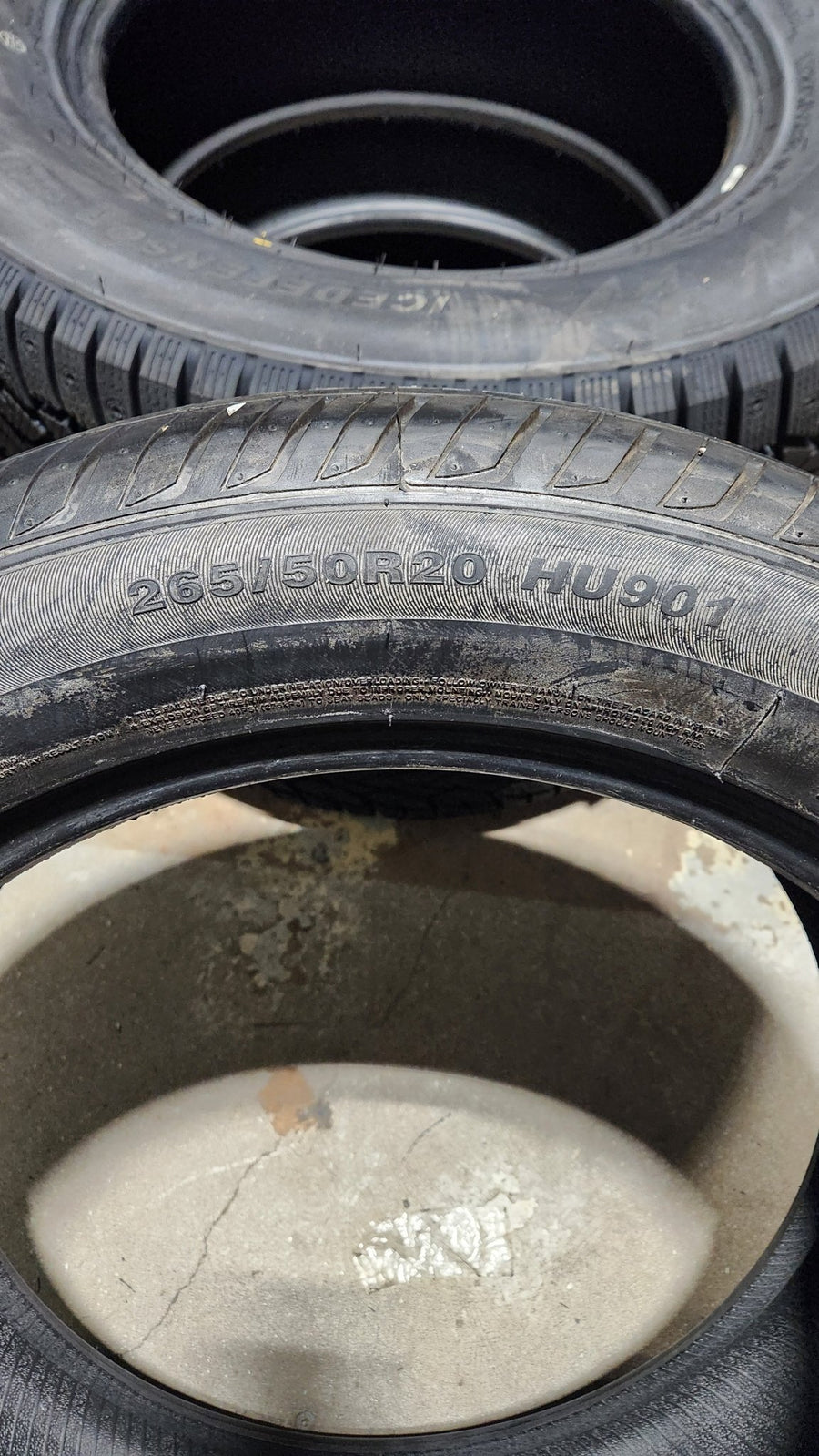 265/50R20 HEADWAY HORACE HU901 PASSENGER (USED) - Toee Tire