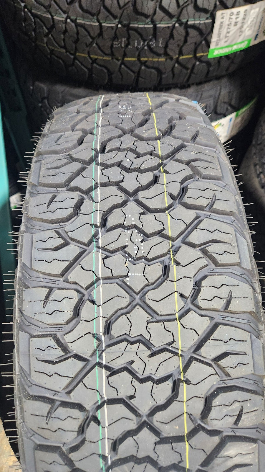 275/70R18 GRENLANDER STEADTREK A/T LIGHT TRUCK - Toee Tire