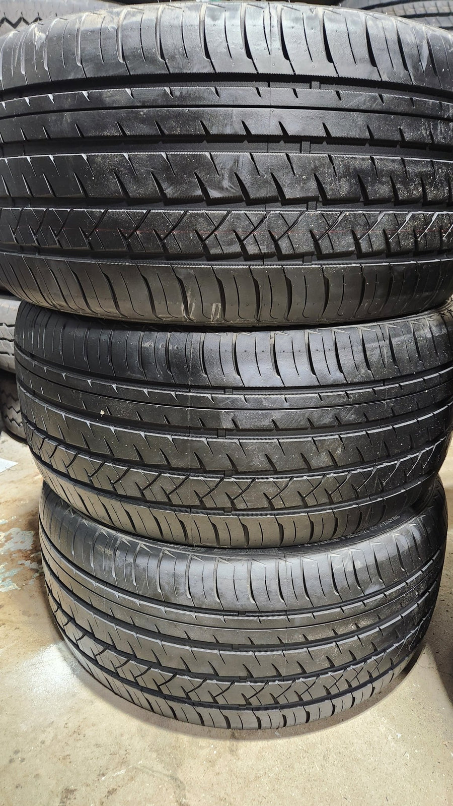 295/35R21 GRENLANDER ENRI U08 UHP PASSENGER (USED) - Toee Tire