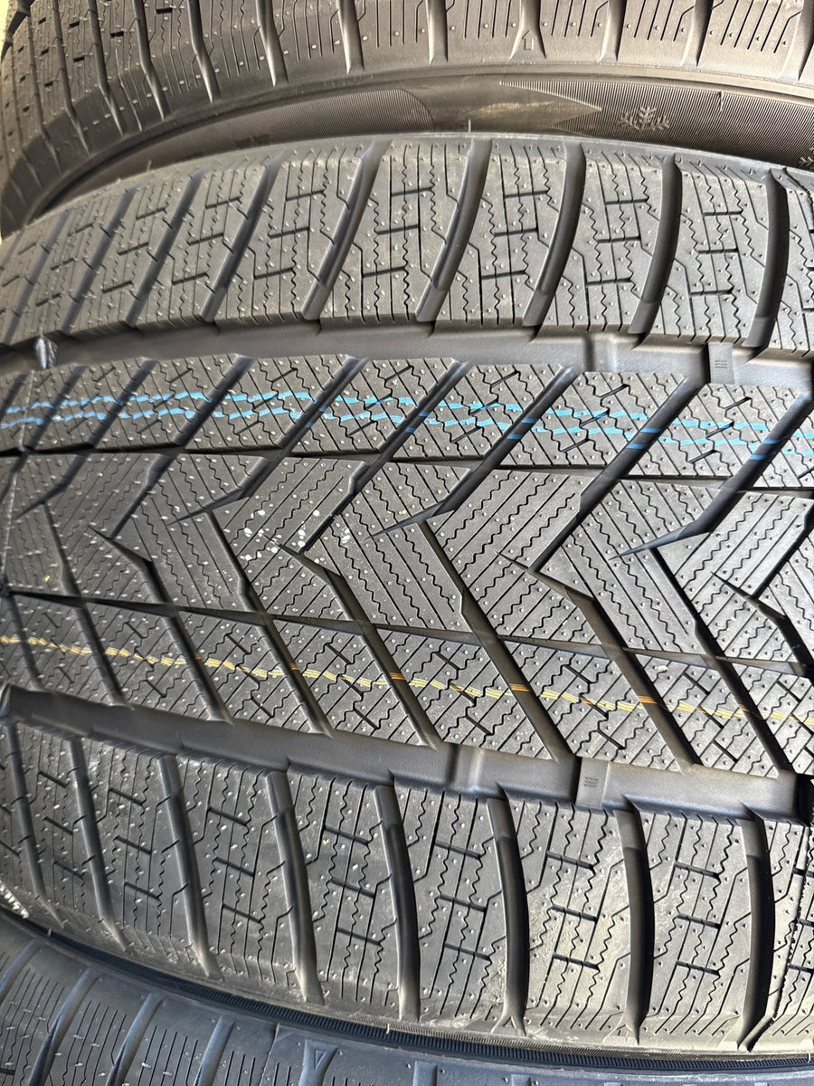 315/35R22 GRENLANDER ICEHAWKE II WINTER - Toee Tire