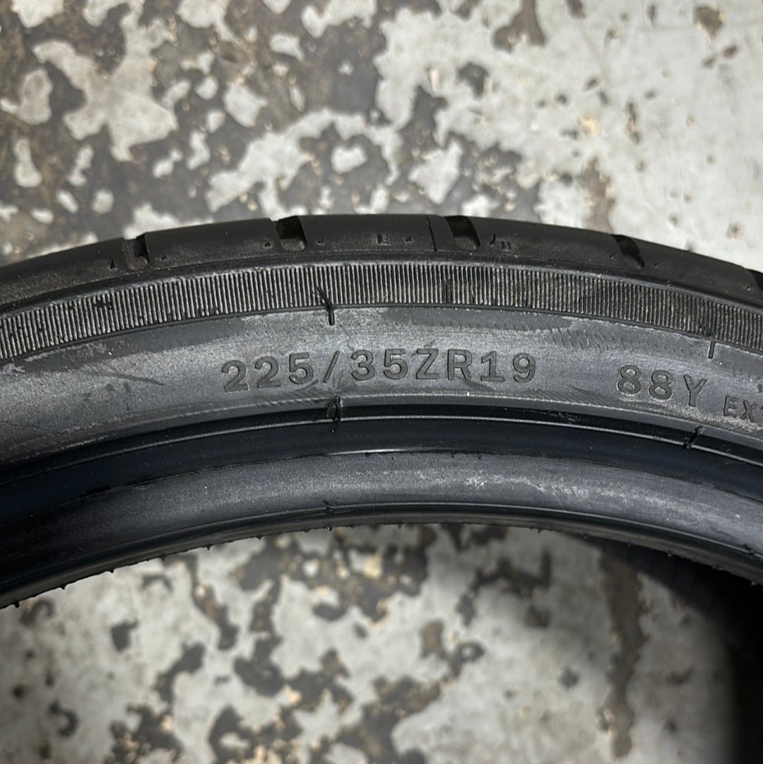 225/35R19 WINDFORCE CATCHFORS UHP PASSENGER - Toee Tire