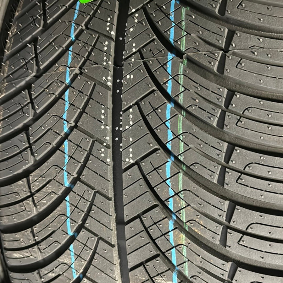 225/40R18 GRENLANDER GREENWING A/S ALL WEATHER - Toee Tire