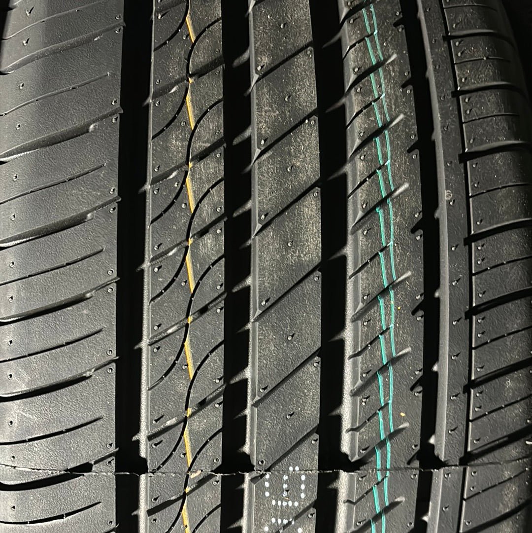 235/40R18 GRENLANDER L-ZEAL56 UHP PASSENGER - Toee Tire