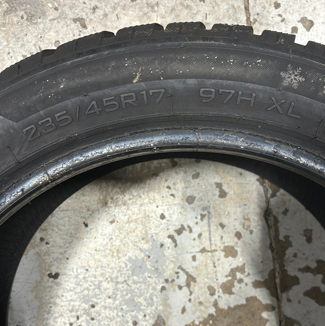 235/45R17 HAIDA HD617 WINTER [USED] - Toee Tire
