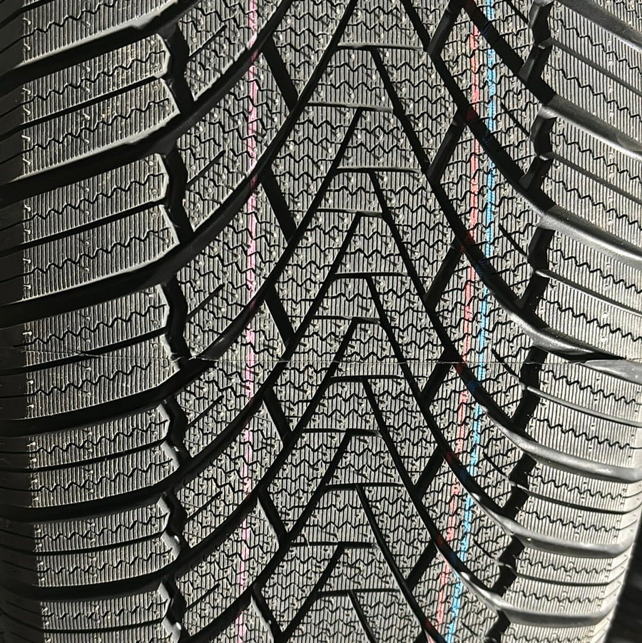 235/50R18 GRENLANDER ICEHAWKE I WINTER - Toee Tire