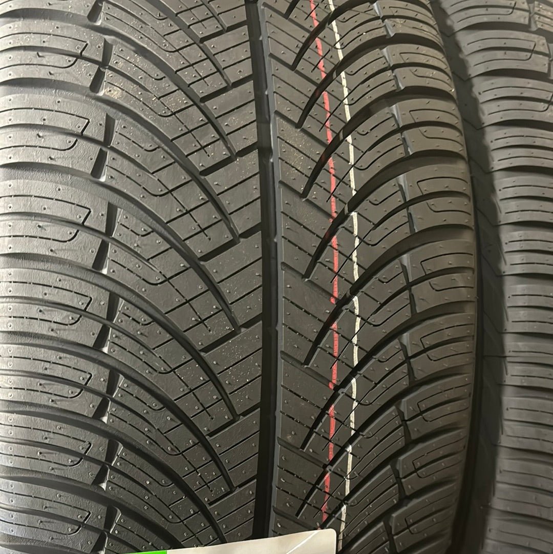 245/45R18 GRENLANDER GREENWING A/S ALL WEATHER - Toee Tire