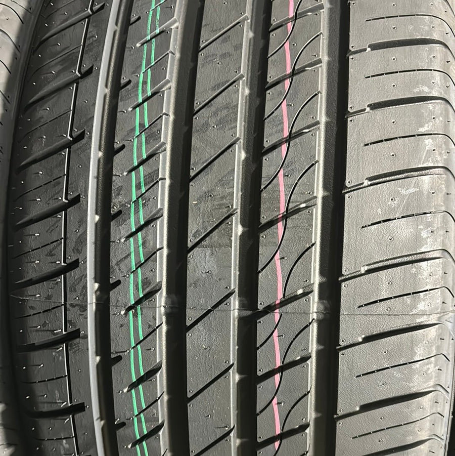 255/40R18 GRENLANDER L-ZEAL56 UHP PASSENGER - Toee Tire