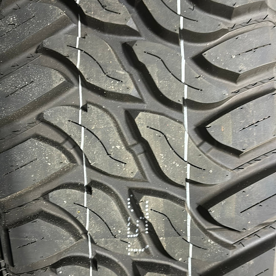 35X12.50R17 GRENLANDER PREDATOR M/T LIGHT TRUCK - Toee Tire