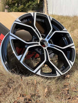 TRIM-SAMPLE 3 - Toee Tire